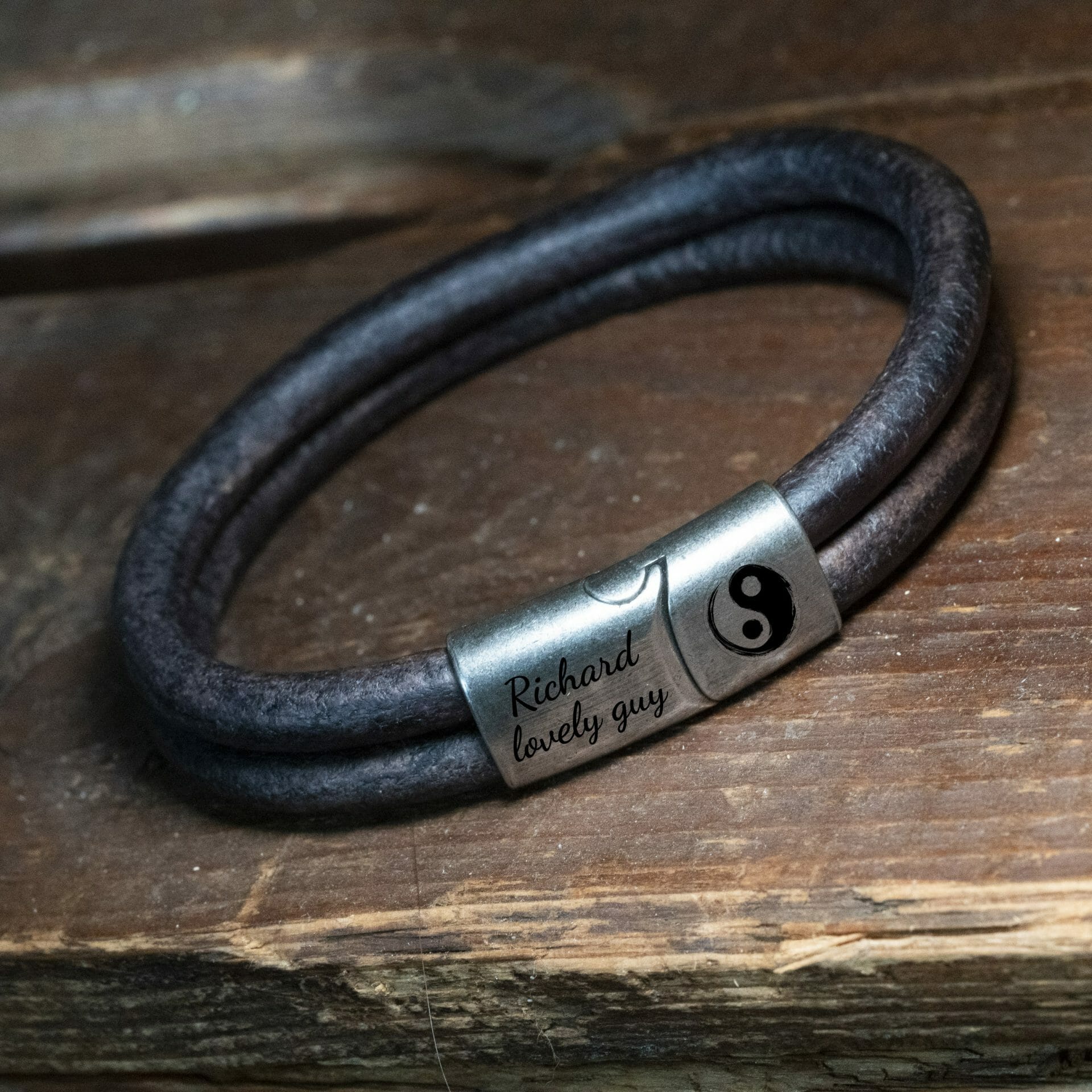 Double braided black leather bracelet Yin-yang engraving