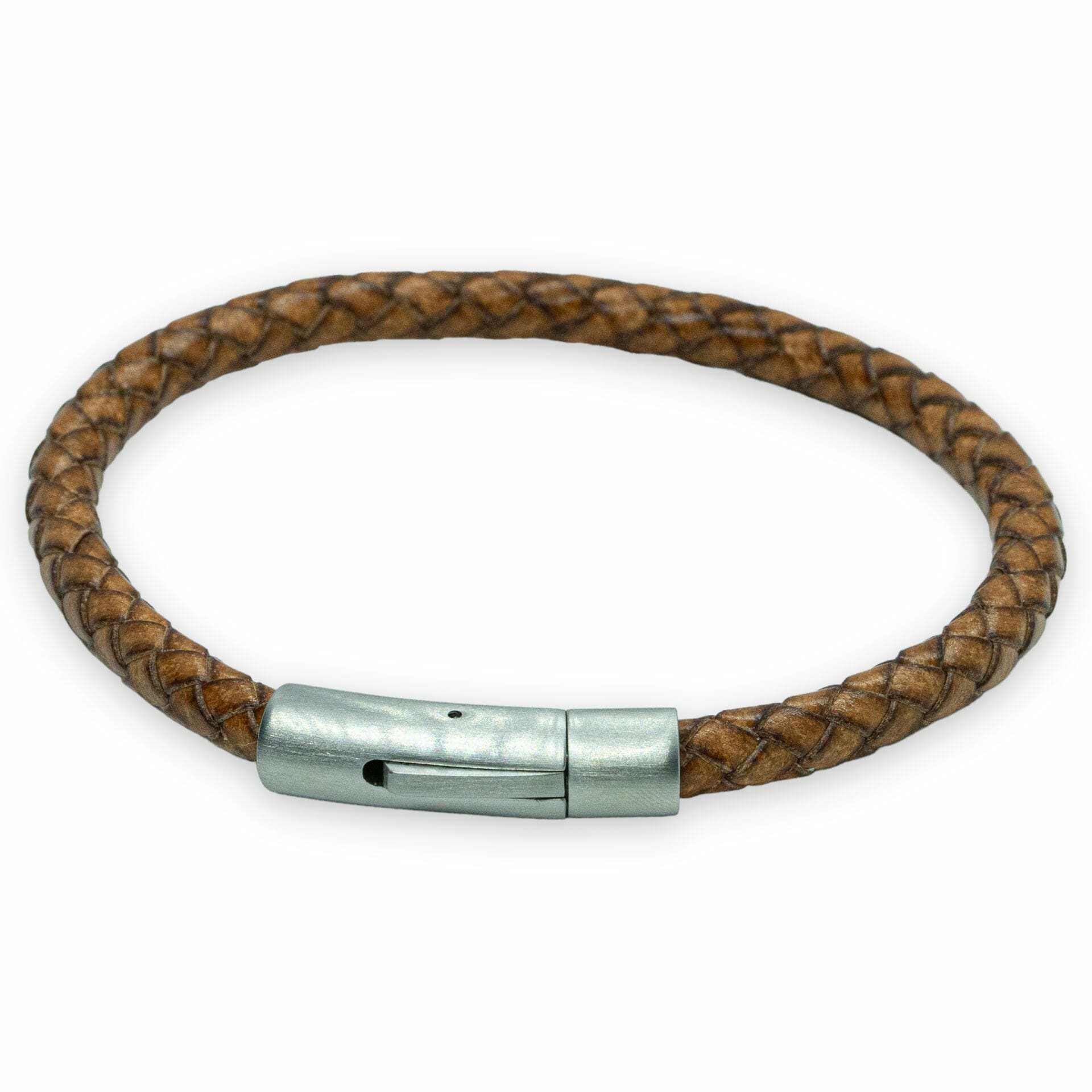 Brown braided round leather 6mm bracelet
